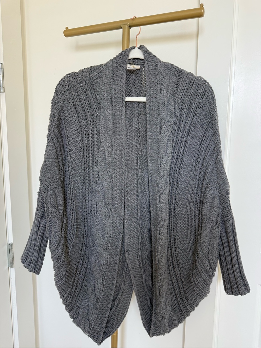 entro Charcoal Gray Cable Knit Open-Front Cardigan Shrug
